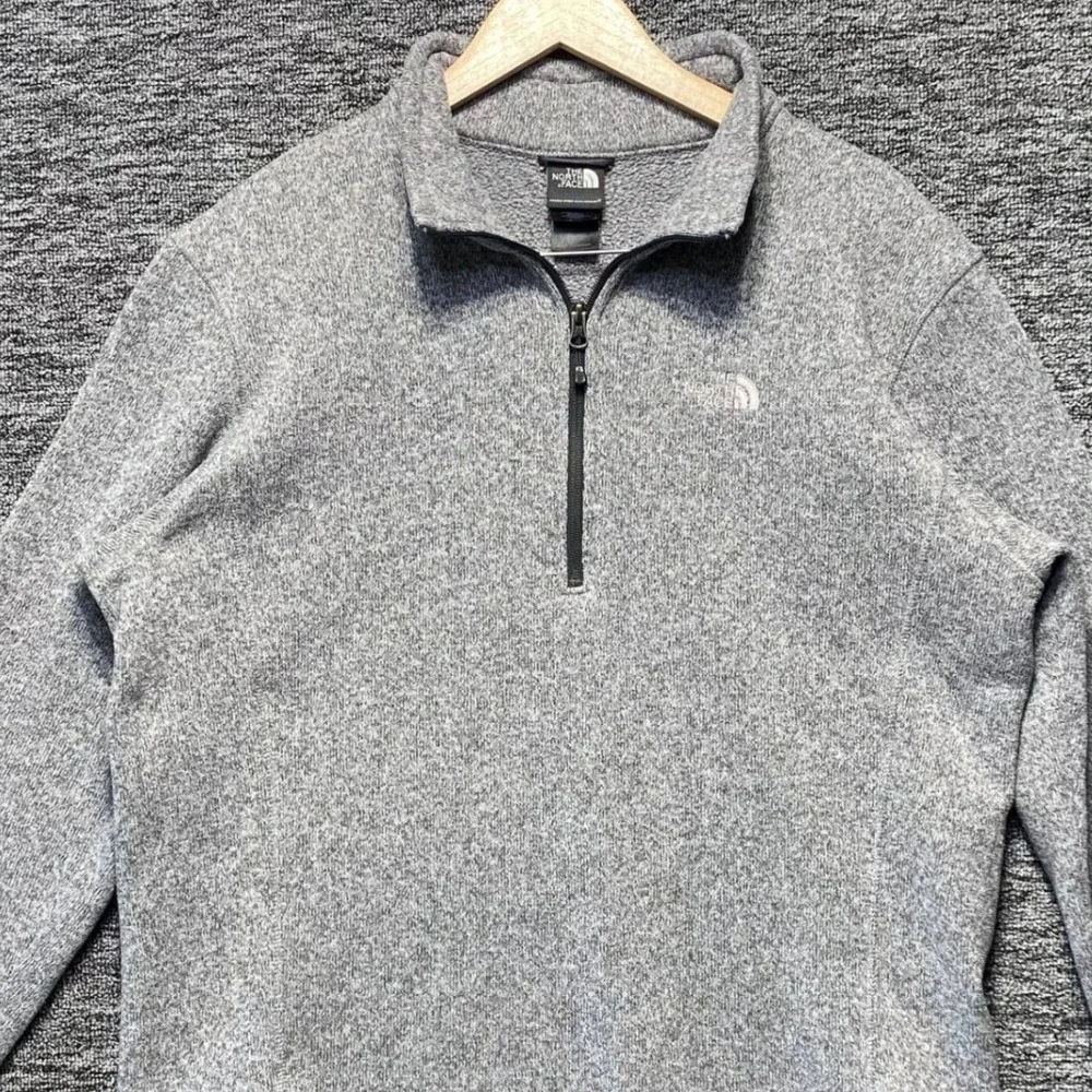 The North Face Gordon Lyons 1/4 Zip Fleece Pullover Mens Large Gray Sweater Knit